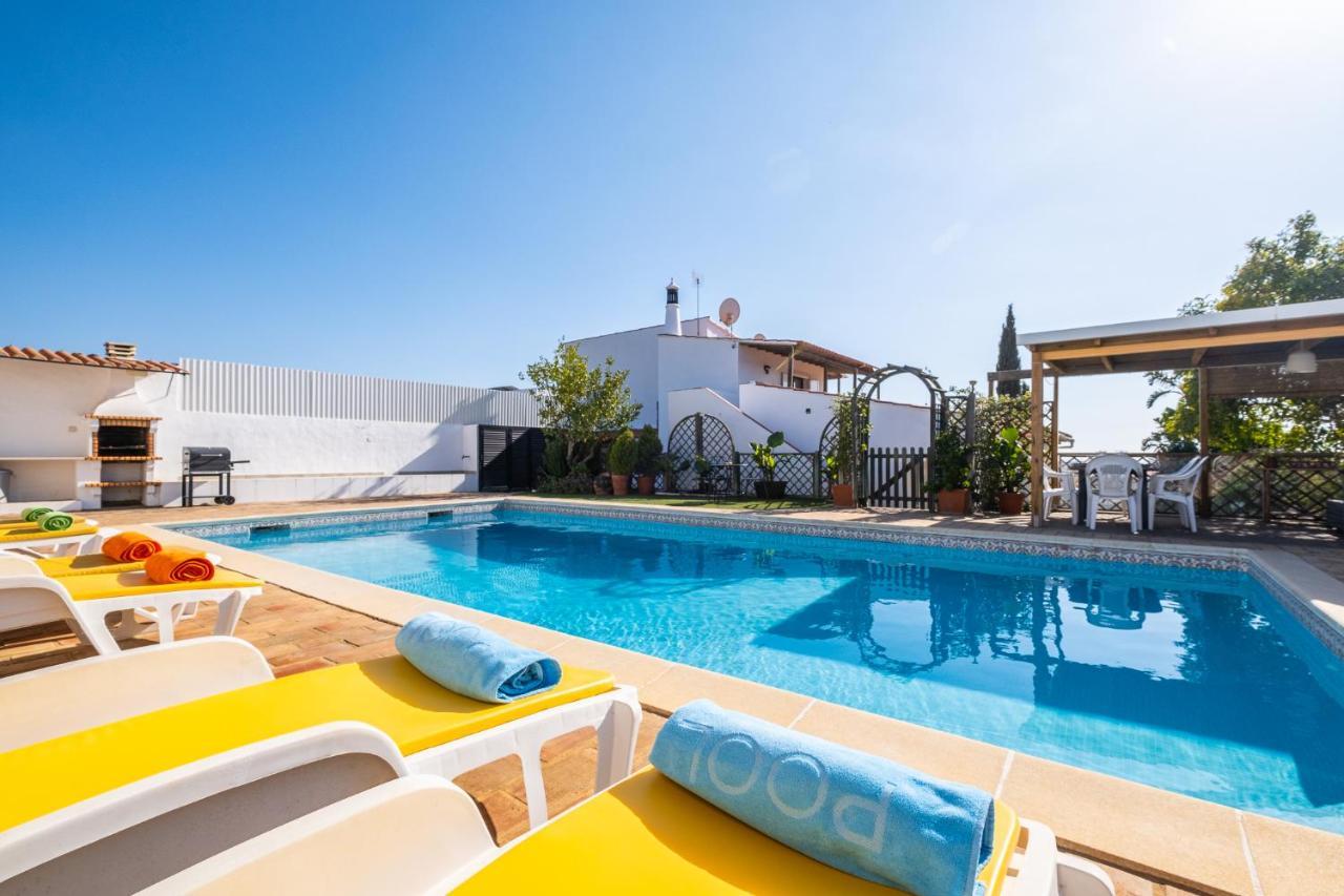 Villa Estrelicia - Pool - Free Wi-Fi - New In Booking لول المظهر الخارجي الصورة