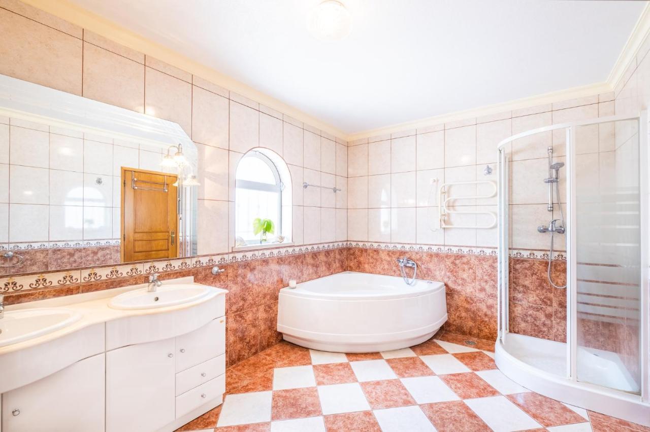 Villa Estrelicia - Pool - Free Wi-Fi - New In Booking لول المظهر الخارجي الصورة