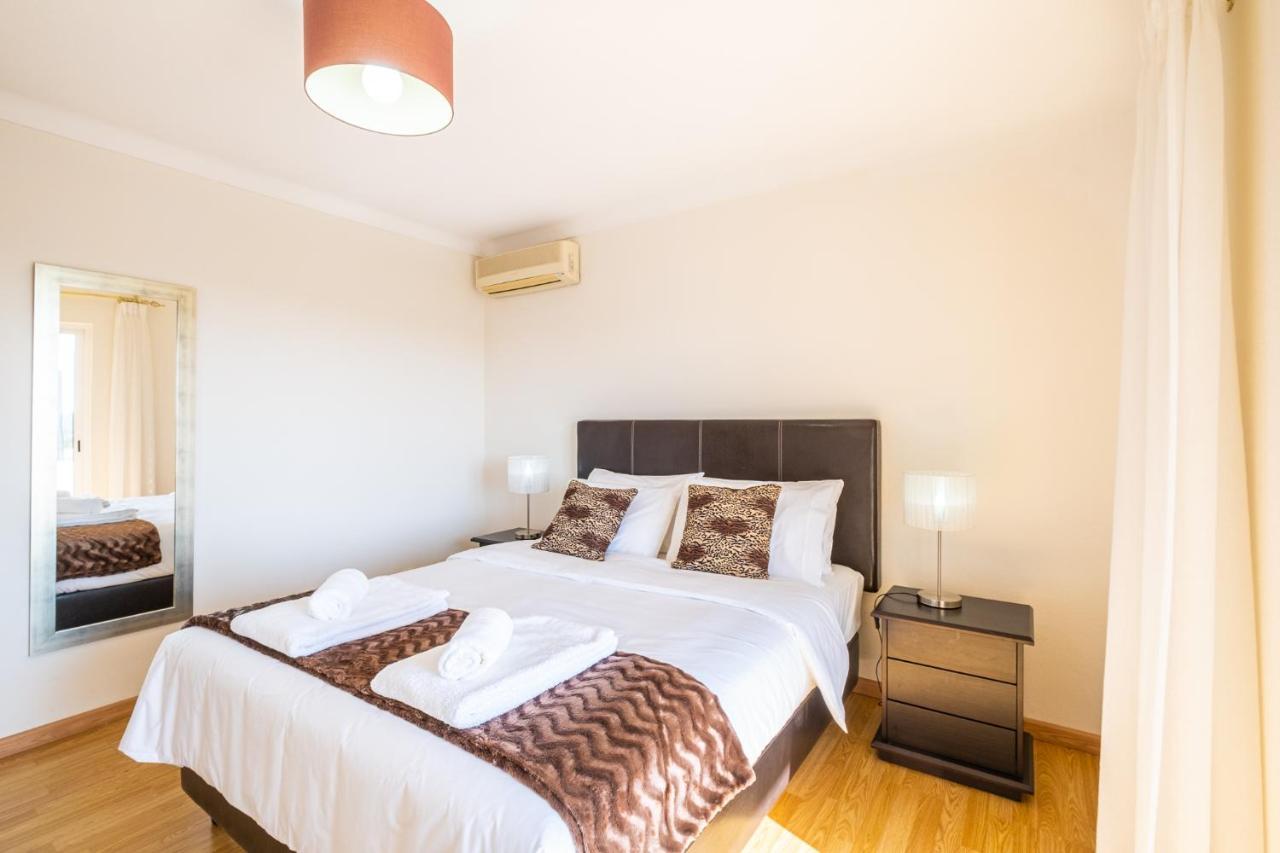 Villa Estrelicia - Pool - Free Wi-Fi - New In Booking لول المظهر الخارجي الصورة