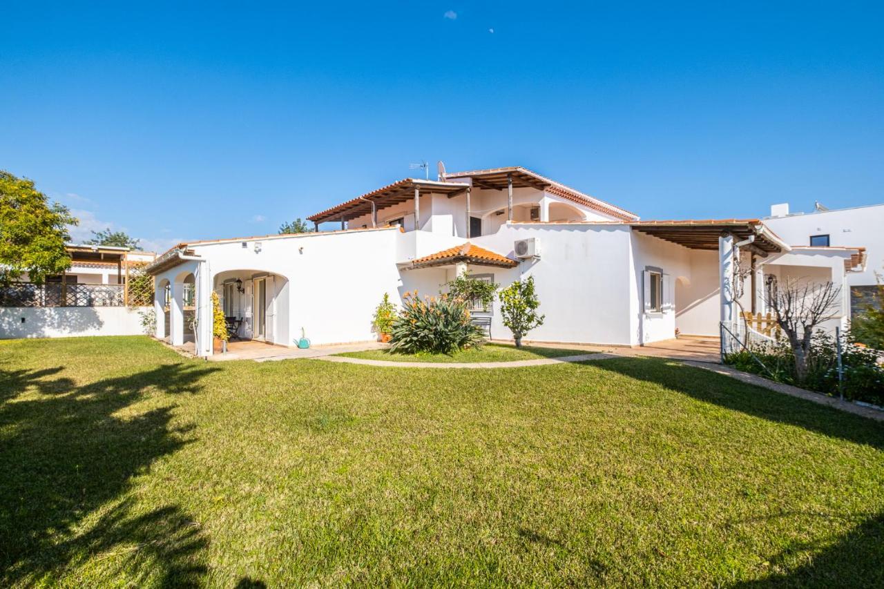 Villa Estrelicia - Pool - Free Wi-Fi - New In Booking لول المظهر الخارجي الصورة